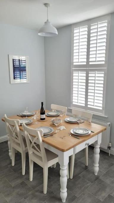 Swanage Bay Coastal Apartment Eksteriør billede